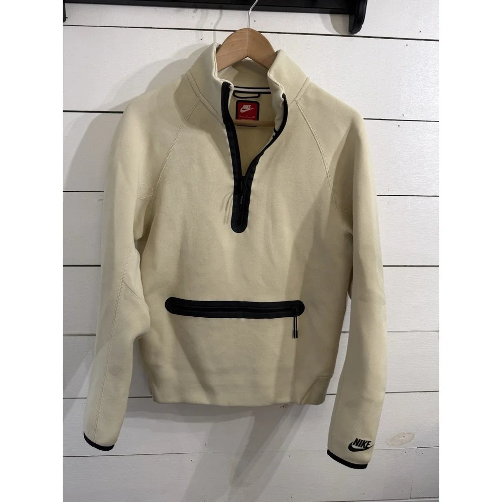 Nike Sportswear Tech Fleece Mens Size Small 1/2 Zip Beige Sweatshirt‎ Pullover